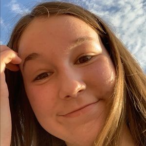 Meet your Posher, Stella